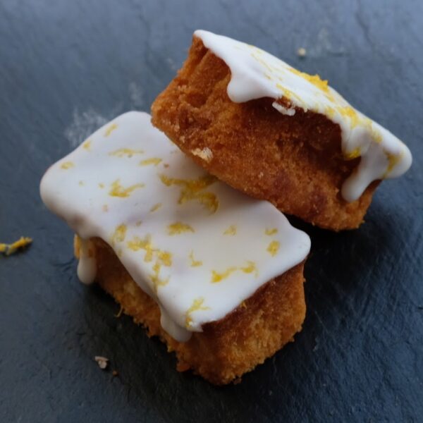 Lemon Drizzle Cake